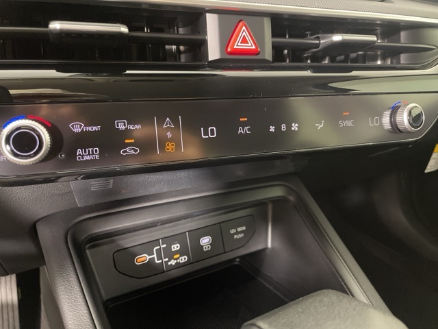 2026 Kia K5 LXS photo 27