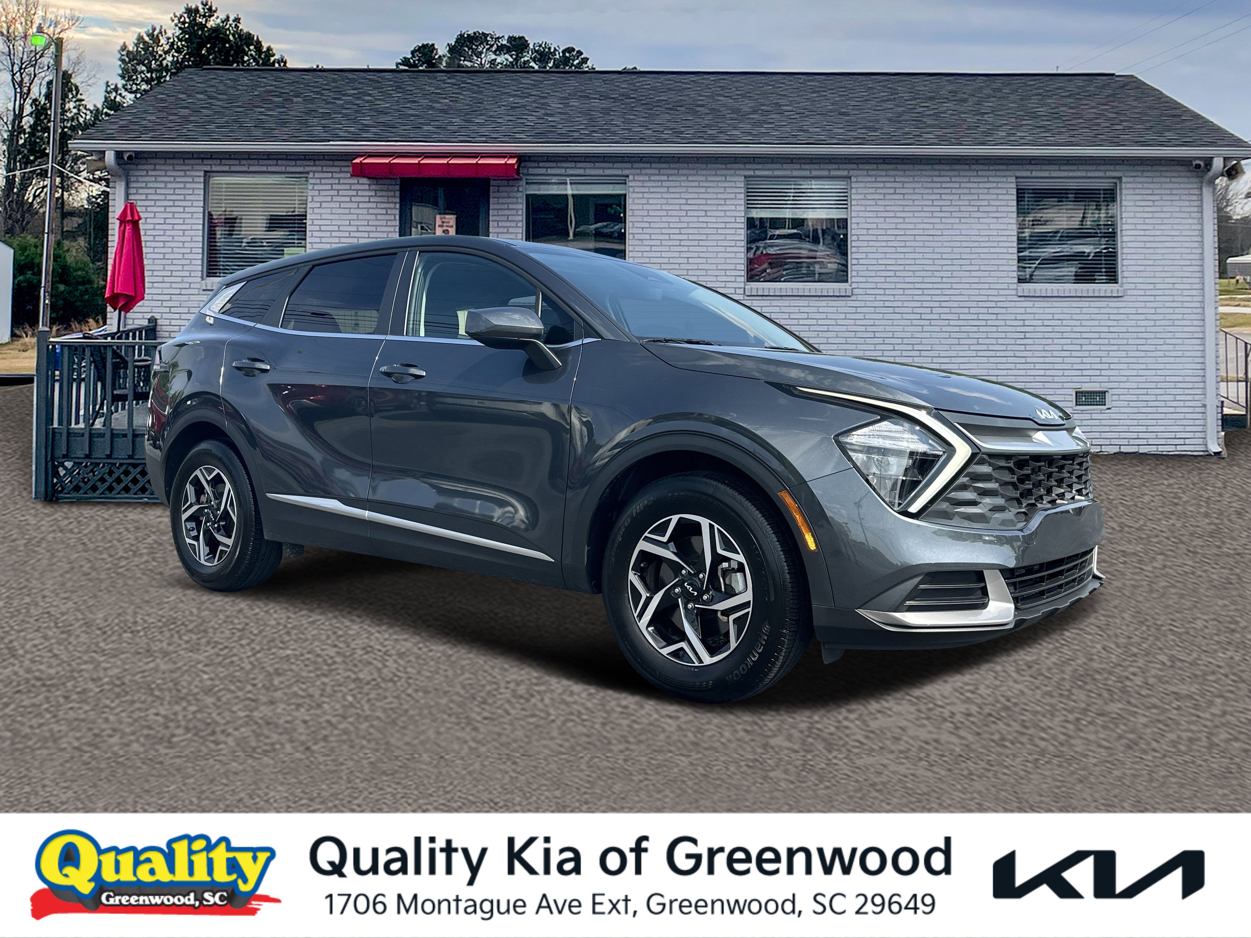 2023 Kia Sportage LX's photo