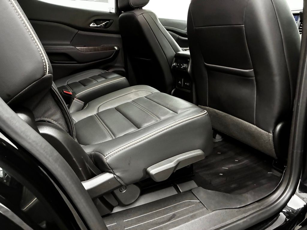2023 Gmc Acadia Denali photo 19