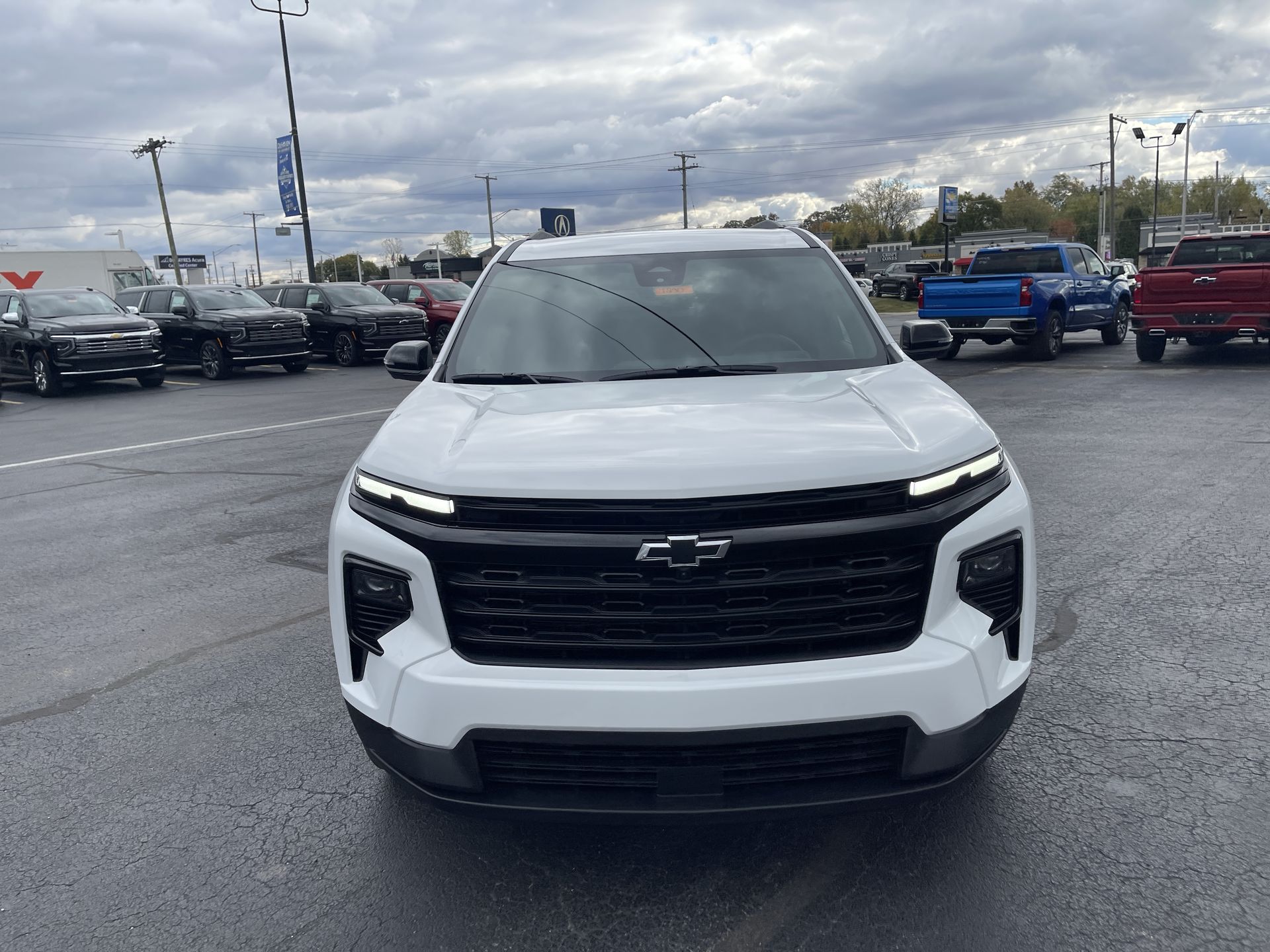 2026 Chevrolet Traverse photo 4