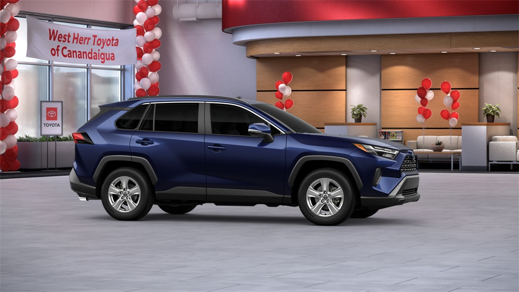2025 Toyota RAV4 XLE photo 12