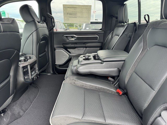 2026 Ram 1500 Laramie photo 36