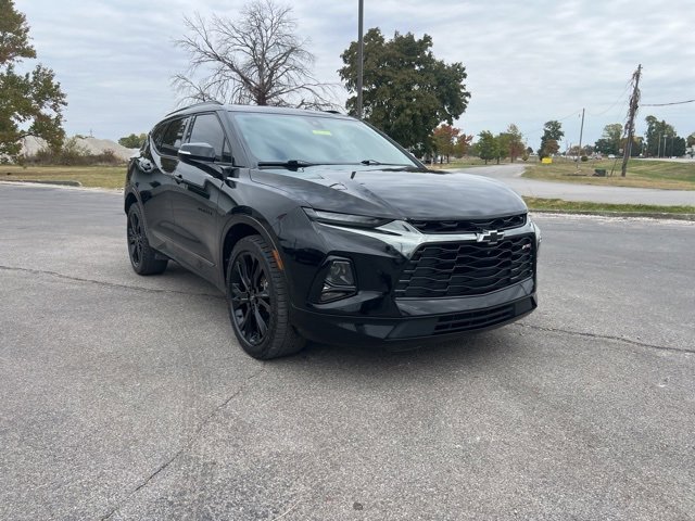 2019 Chevrolet Blazer RS photo 2