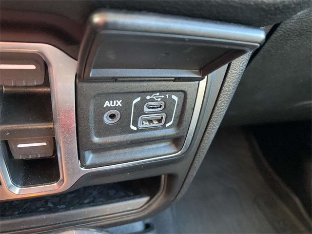 2024 Jeep Wrangler Sport S photo 31