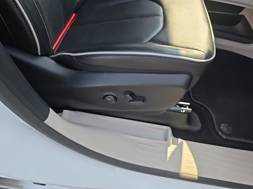 2022 Chrysler Pacifica Limited photo 26