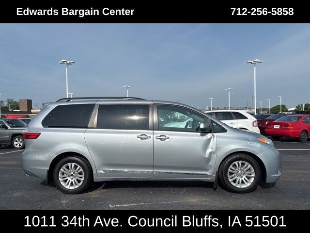 2015 Toyota Sienna