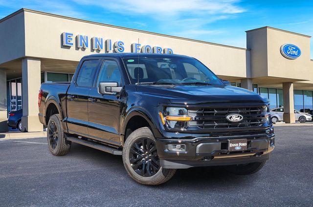 2025 Ford F-150 XLT's photo