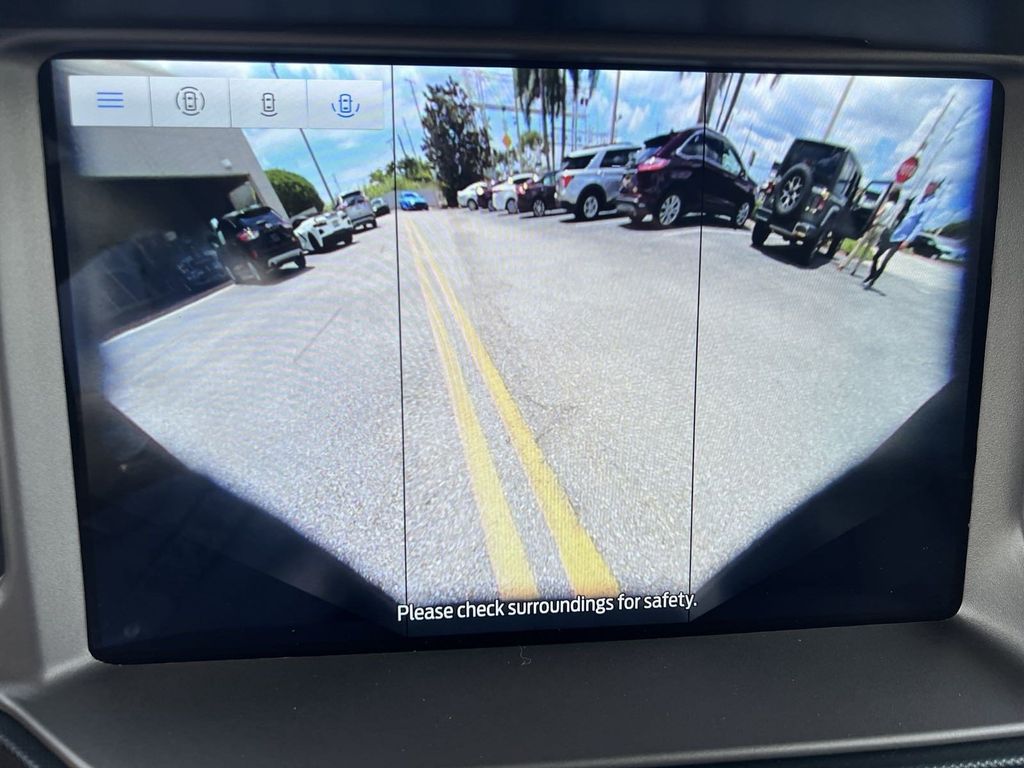 2023 Ford Bronco Outer Banks photo 6