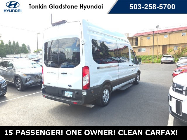 2019 Ford Transit Passenger XLT photo 4