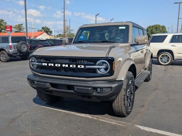 2025 Ford Bronco Outer Banks photo 39