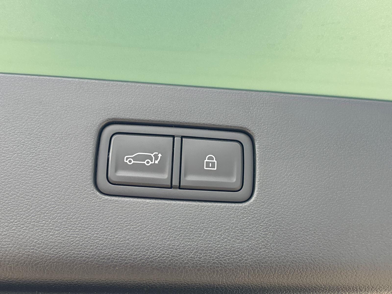 2026 Hyundai Ioniq SEL photo 32