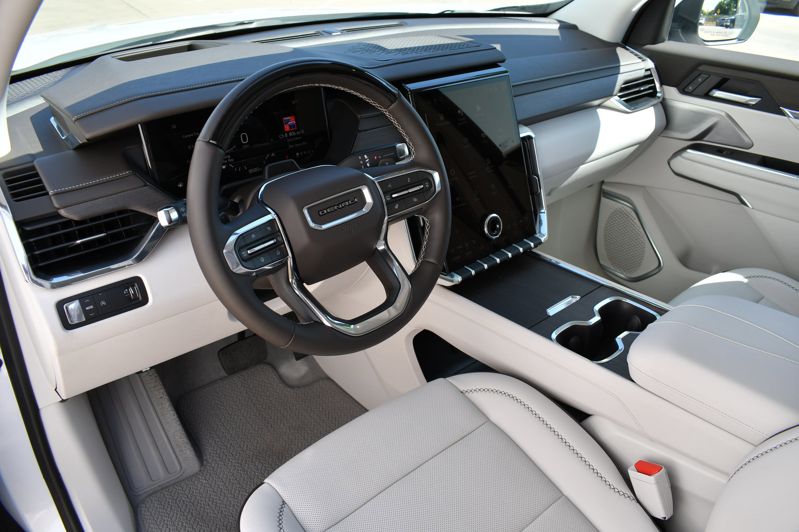 2024 Gmc Acadia Denali photo 19