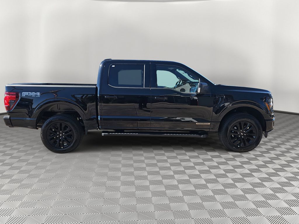 2025 Ford F-150 XLT photo 2