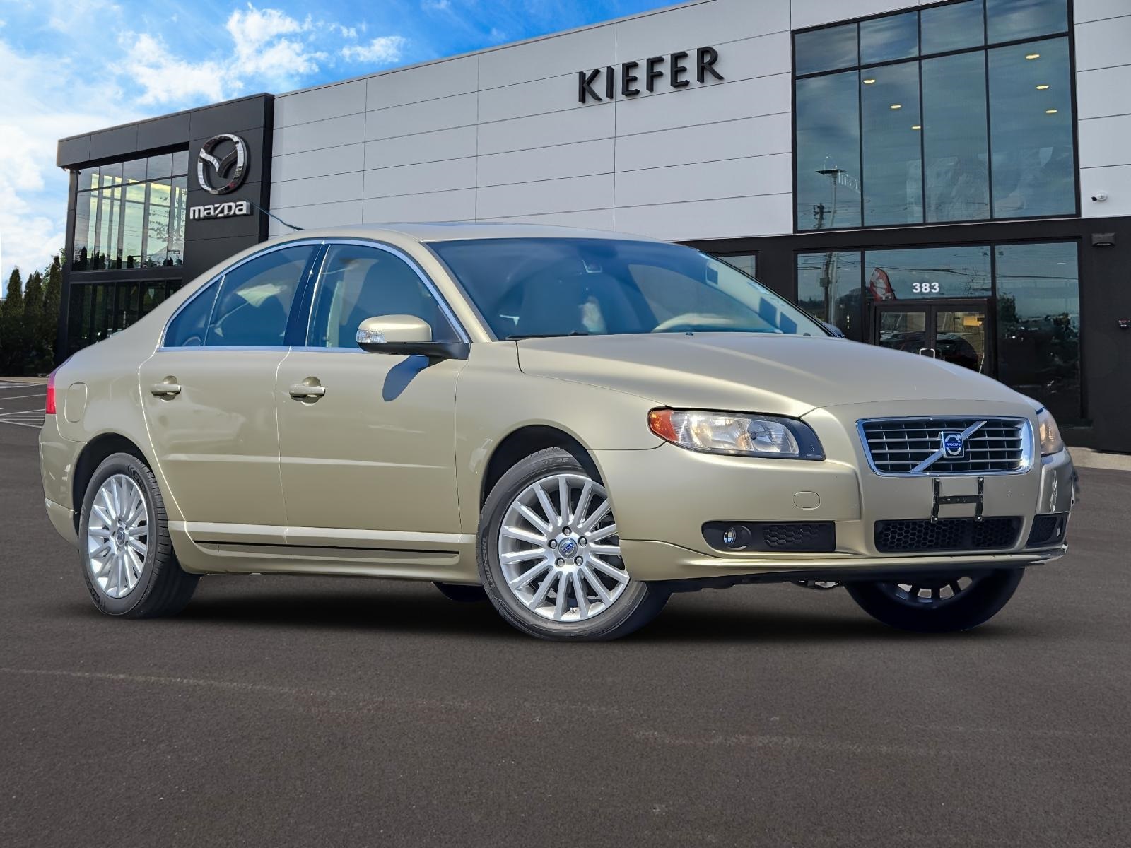 Used 2007 Volvo S80 3.2 with VIN YV1AS982071016688 for sale in Eugene, OR