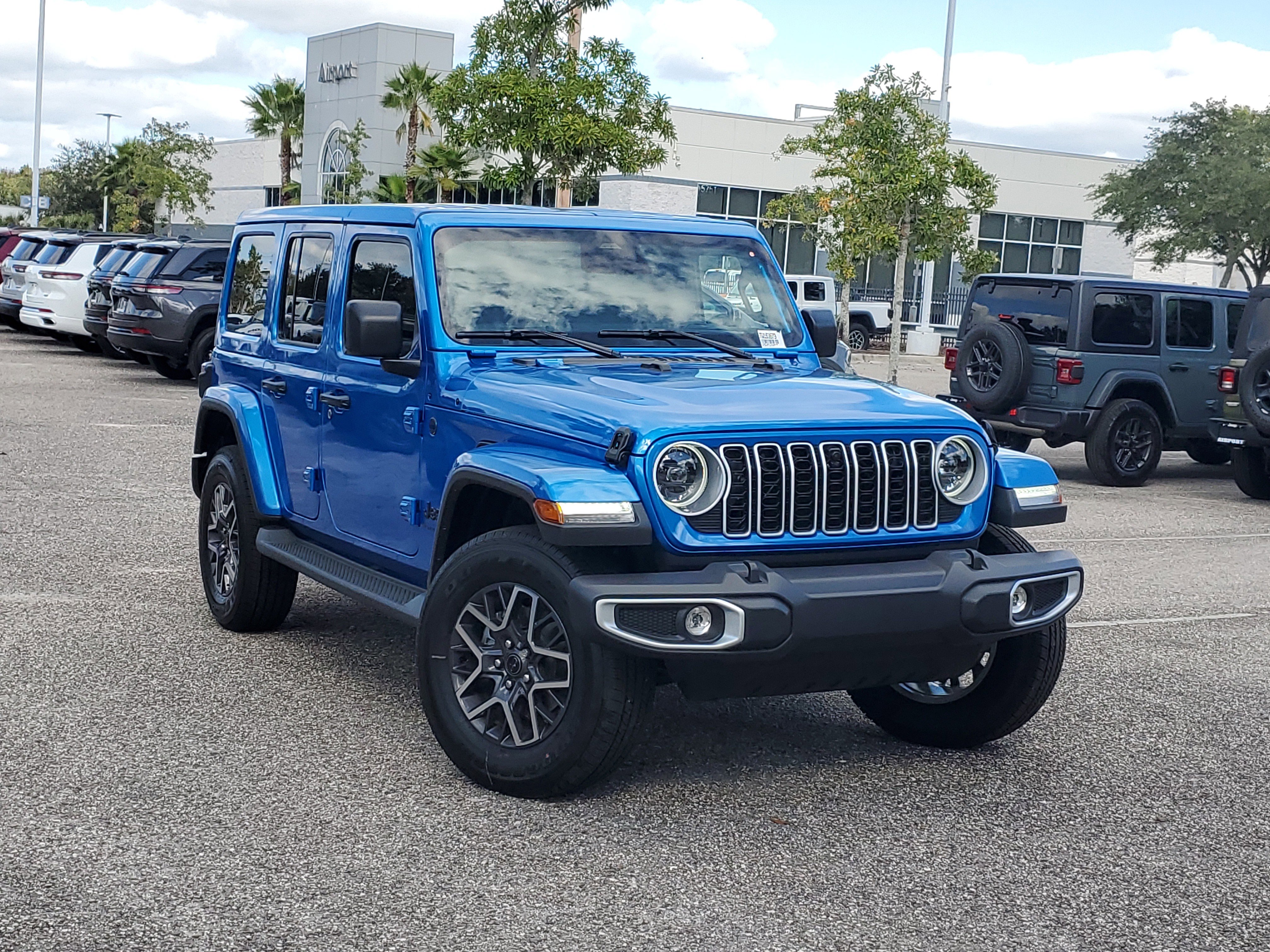 2026 Jeep Wrangler 4-Door Sahara's photo