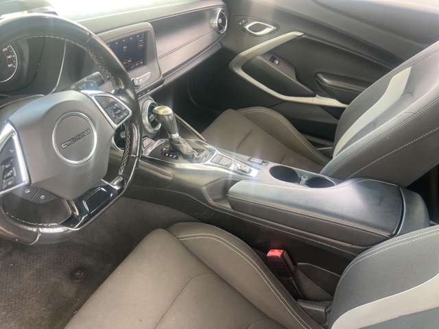 2022 Chevrolet Camaro 1LT photo 17
