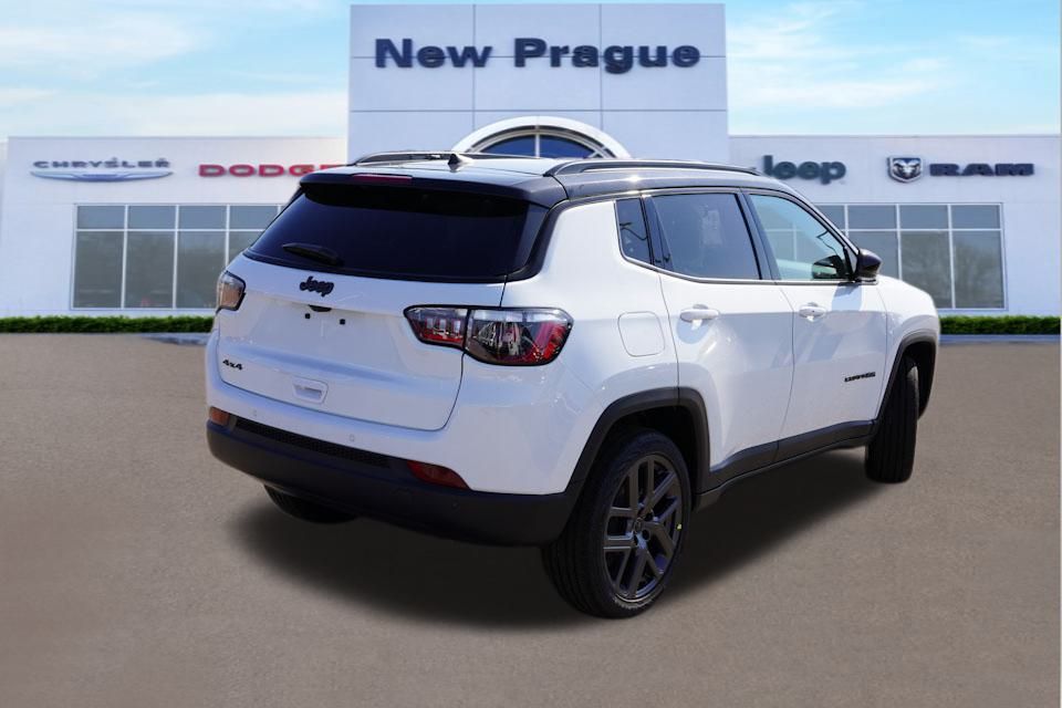2025 Jeep Compass Limited photo 3