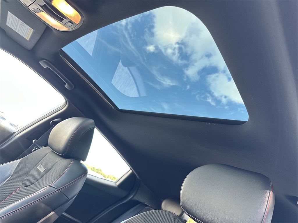 2021 Hyundai Veloster 2.0L Premium photo 27