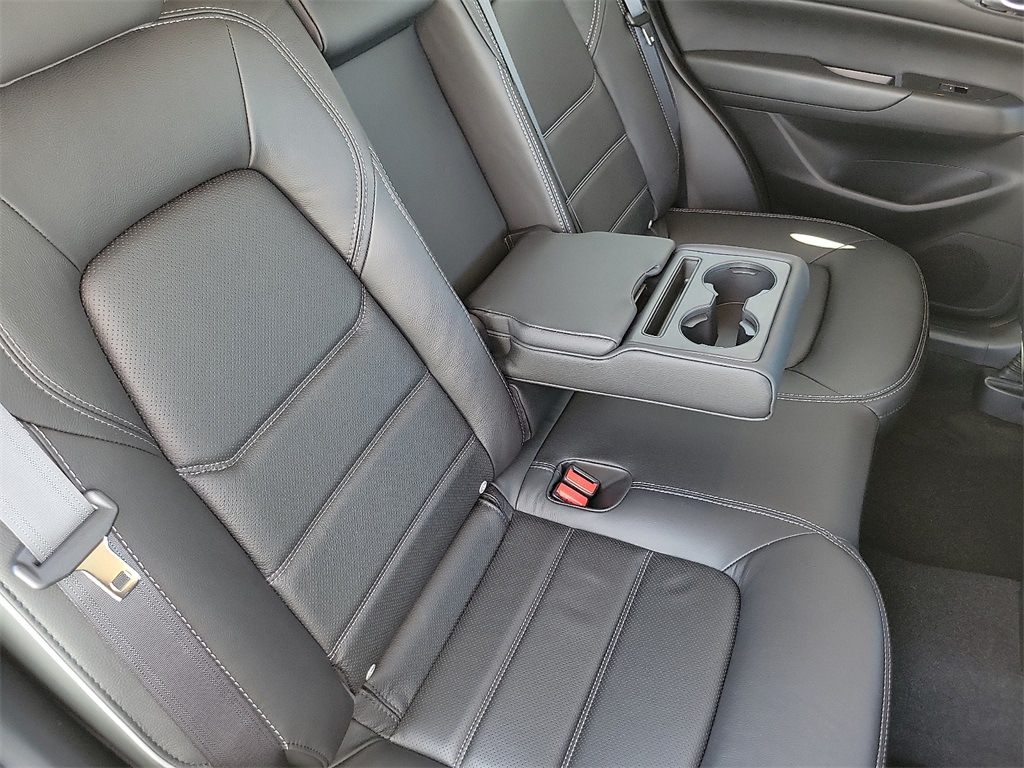 2025 Mazda CX-5 2.5 S Preferred photo 16