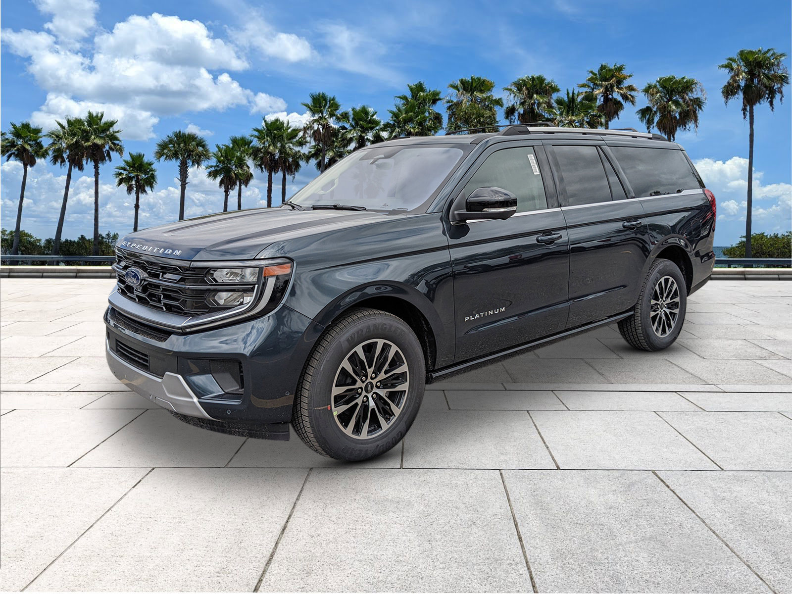 2025 Ford Expedition MAX Platinum photo 4