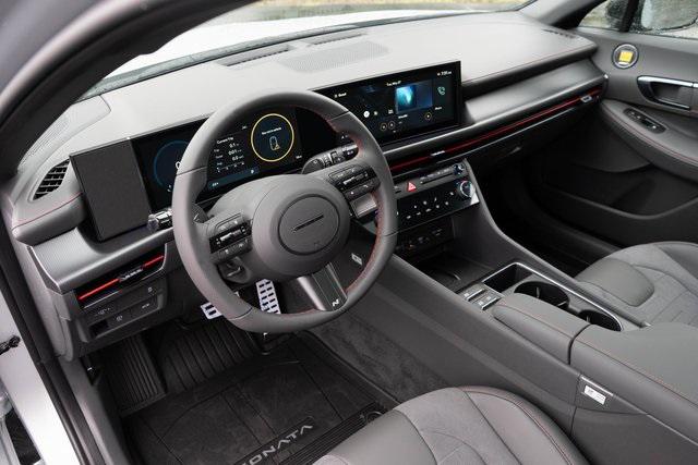 2025 Hyundai Sonata N Line photo 3