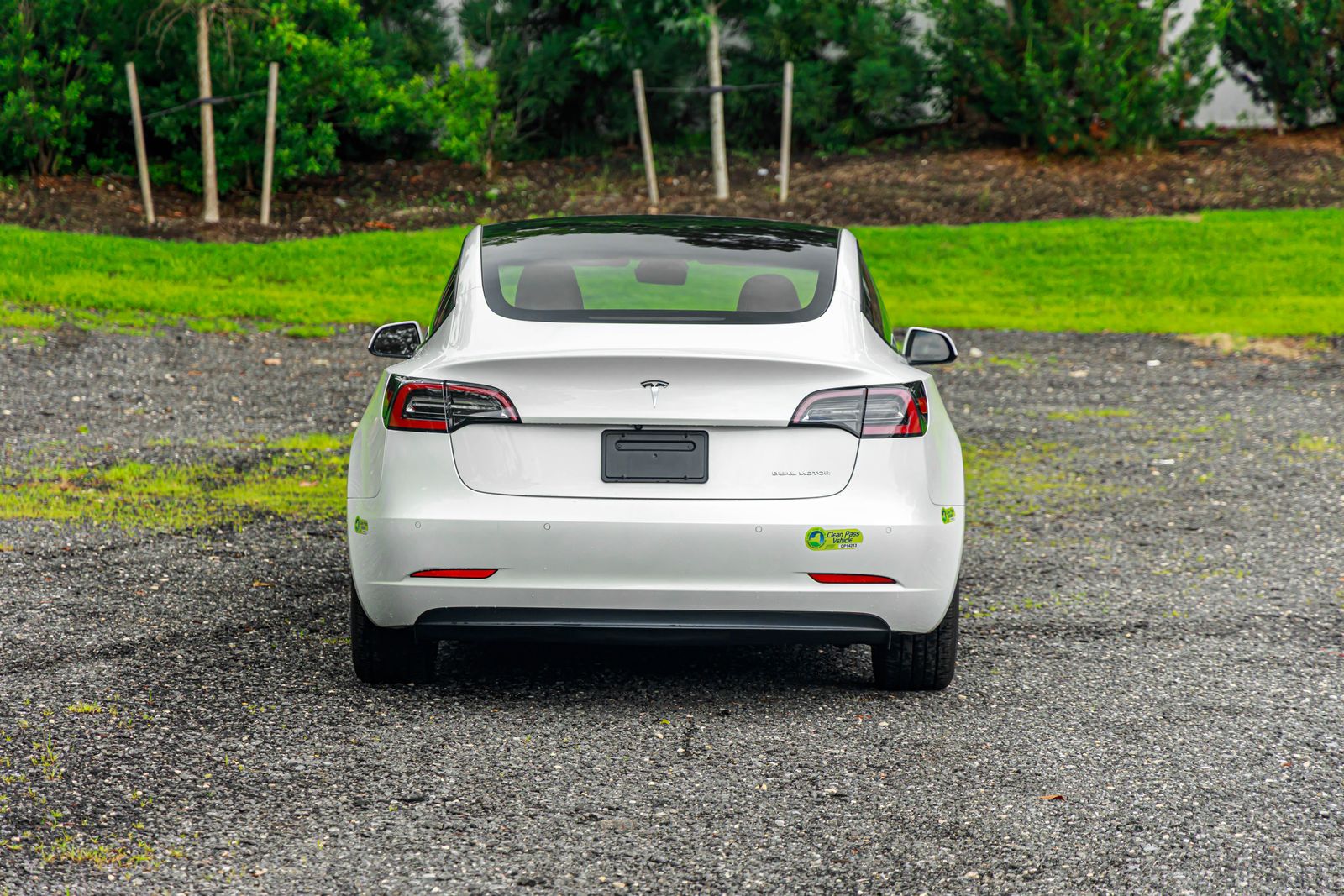 2022 Tesla Model 3 Long Range photo 7