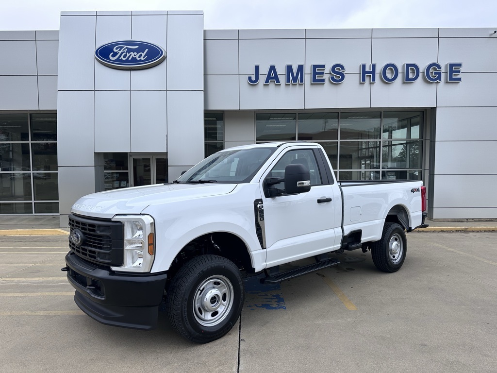 2026 Ford F-250 Super Duty XL's photo