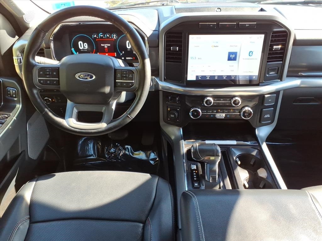2022 Ford F-150 Lariat photo 11