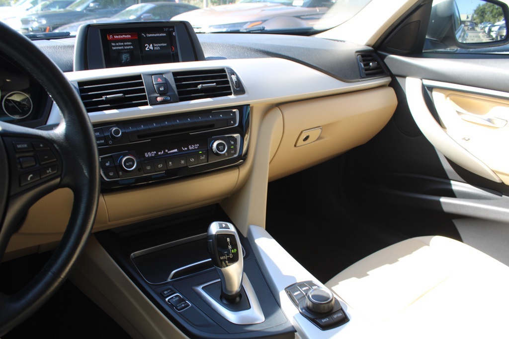 2018 Bmw 320i xDrive Sedan photo 18