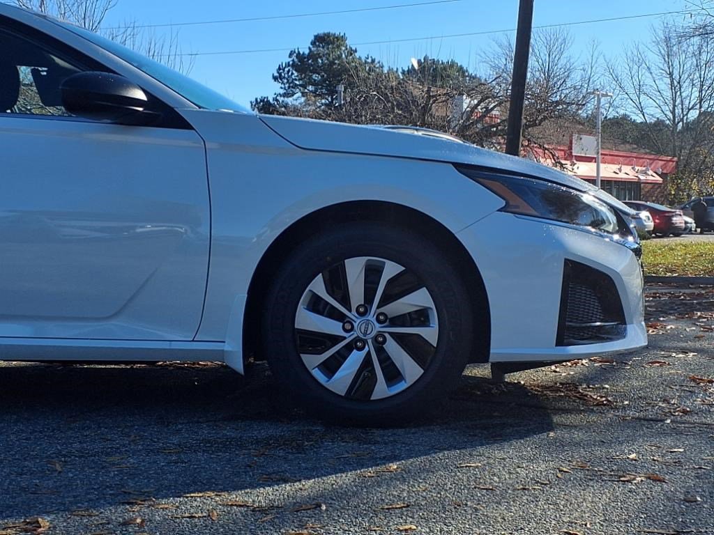 2025 Nissan Altima 2.5 S photo 4