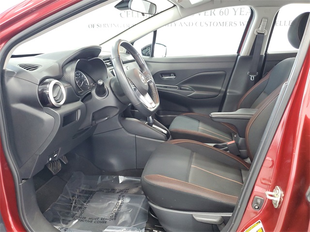 2020 Nissan Versa 1.6 SR photo 9