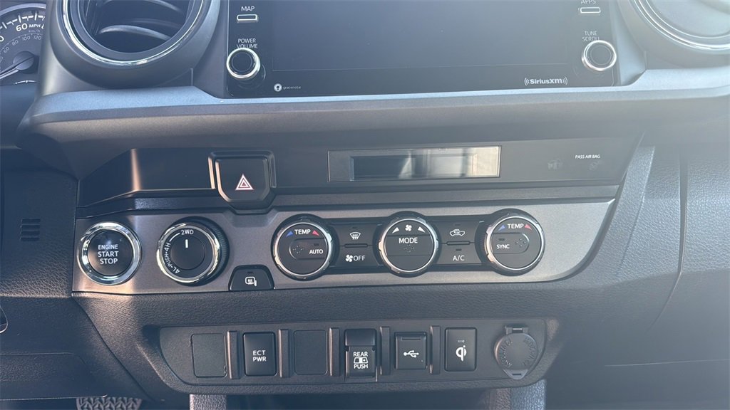 2023 Toyota Tacoma TRD Off-Road photo 19