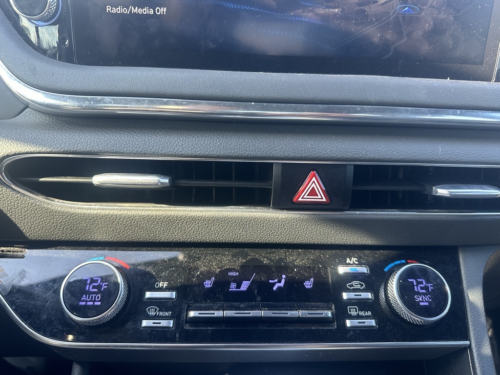 2022 Hyundai Sonata SEL Plus photo 7