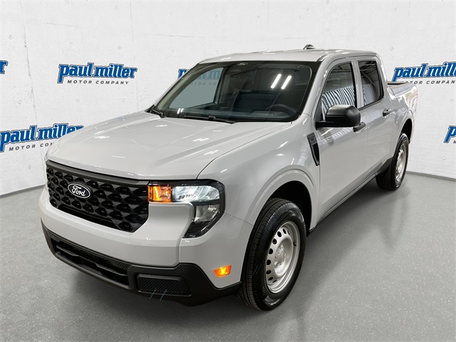 2026 Ford Maverick XL's photo