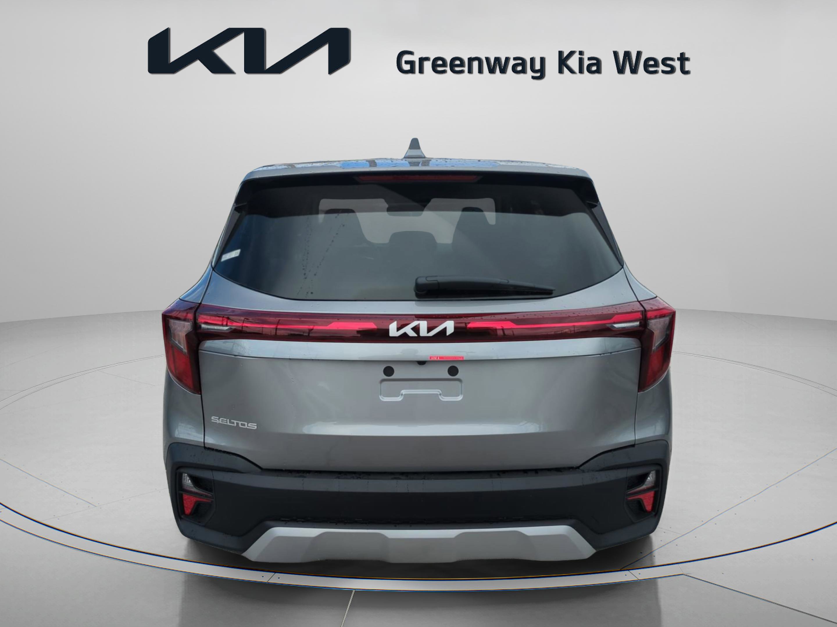 2026 Kia Seltos LX photo 6
