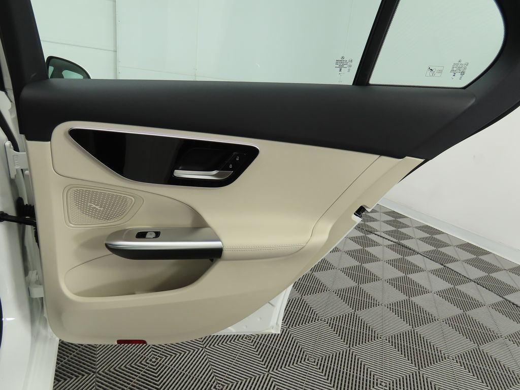 2025 Mercedes Benz C 300 photo 27