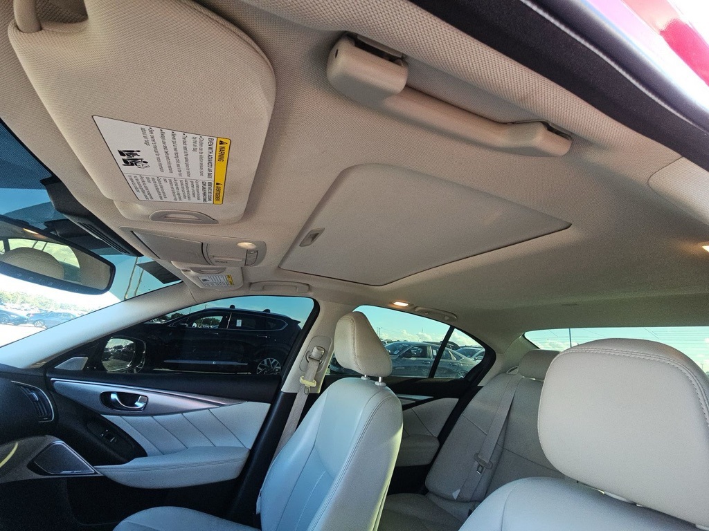 2022 Infiniti Q50 LUXE photo 17