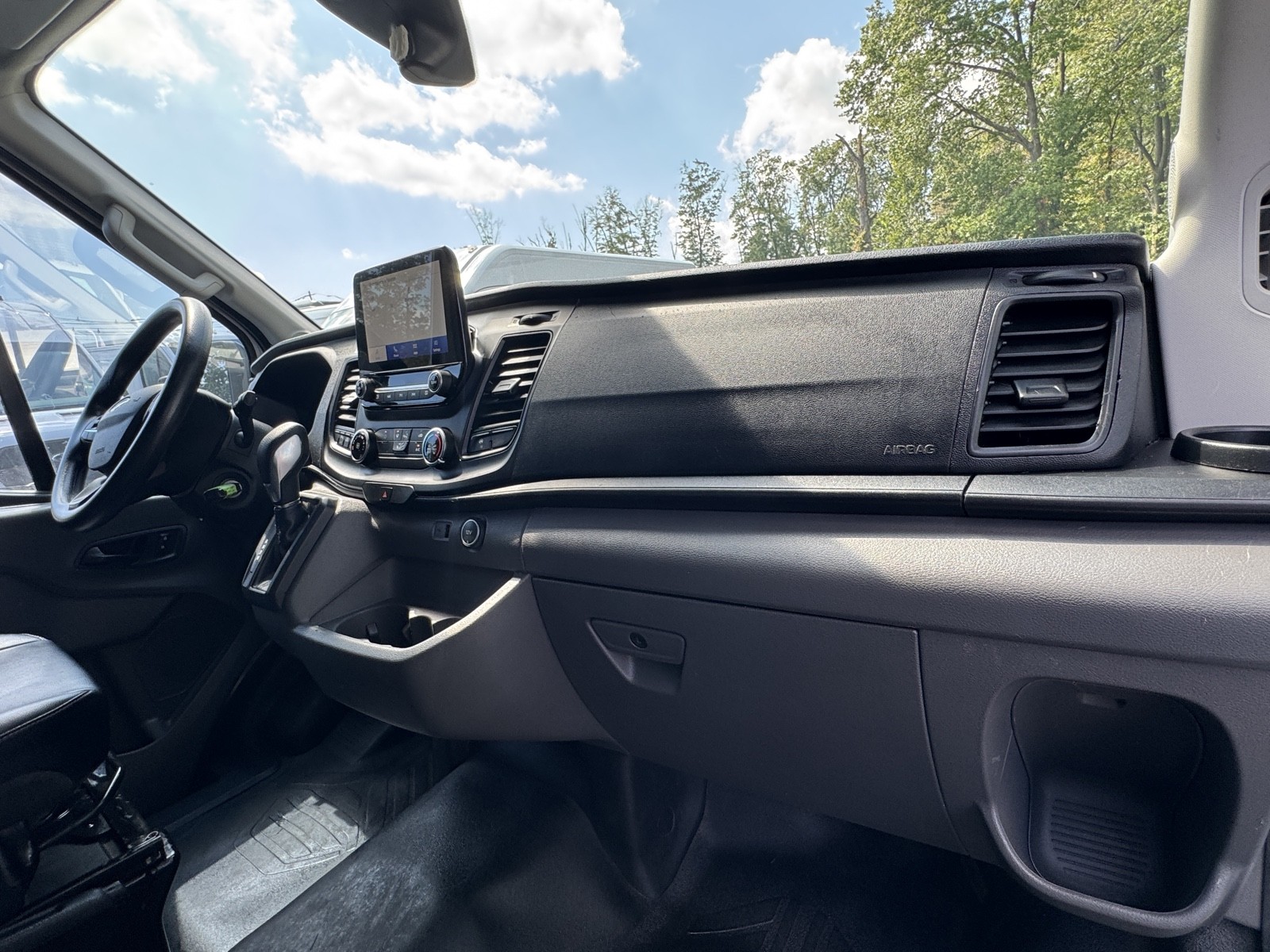 2020 Ford Transit photo 32