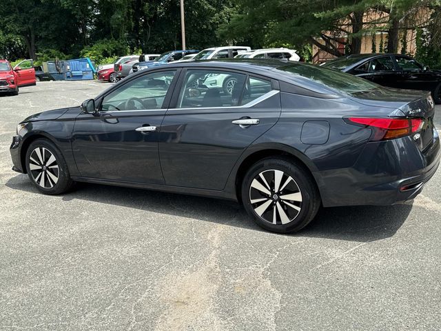 2022 Nissan Altima 2.5 SV photo 4