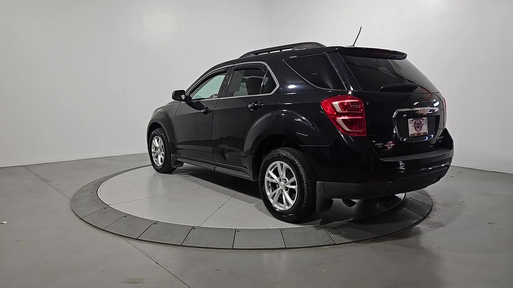 2016 Chevrolet Equinox LT photo 3