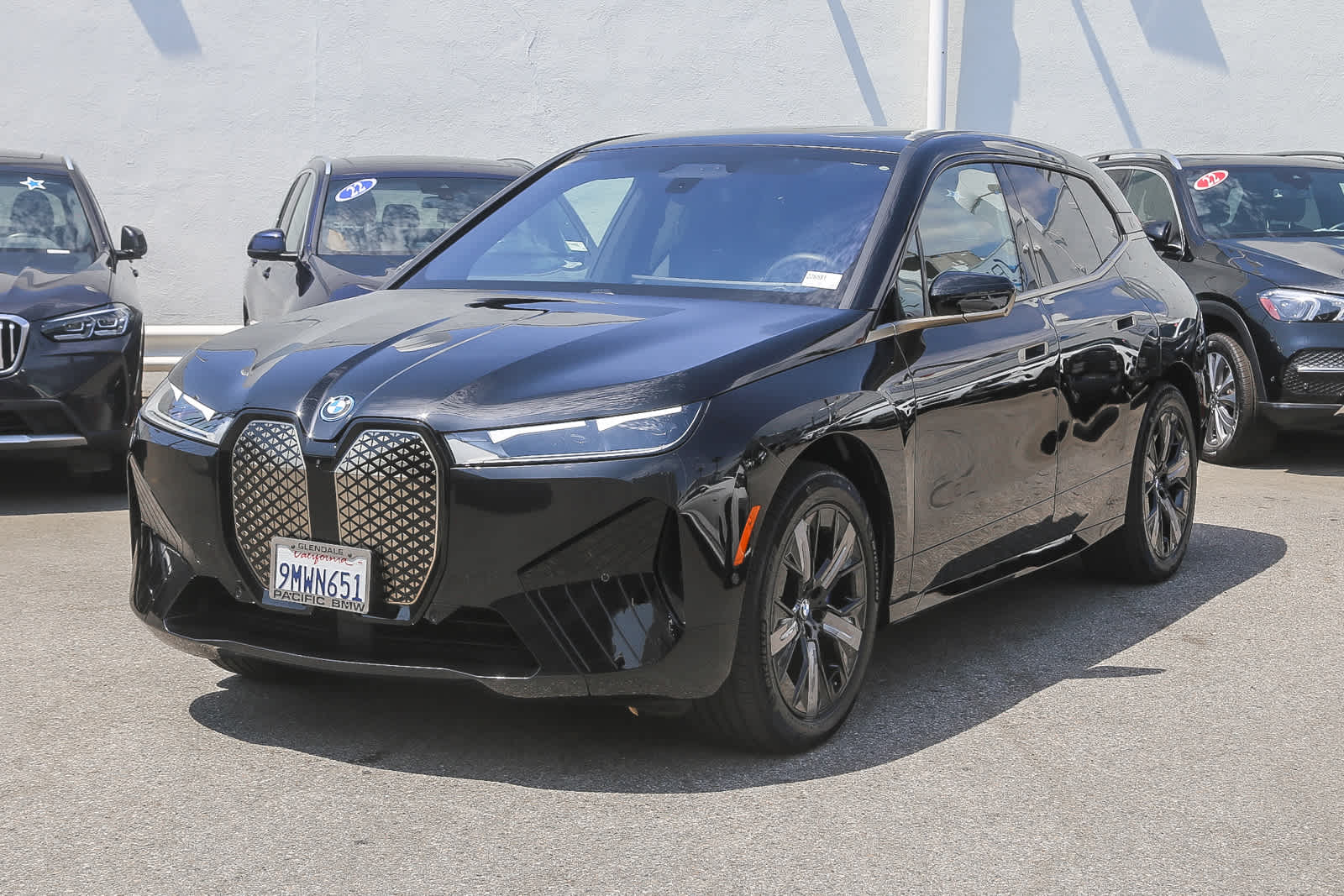 Used 2025 BMW iX Base with VIN WB523CF00SCT04211 for sale in Glendale, CA