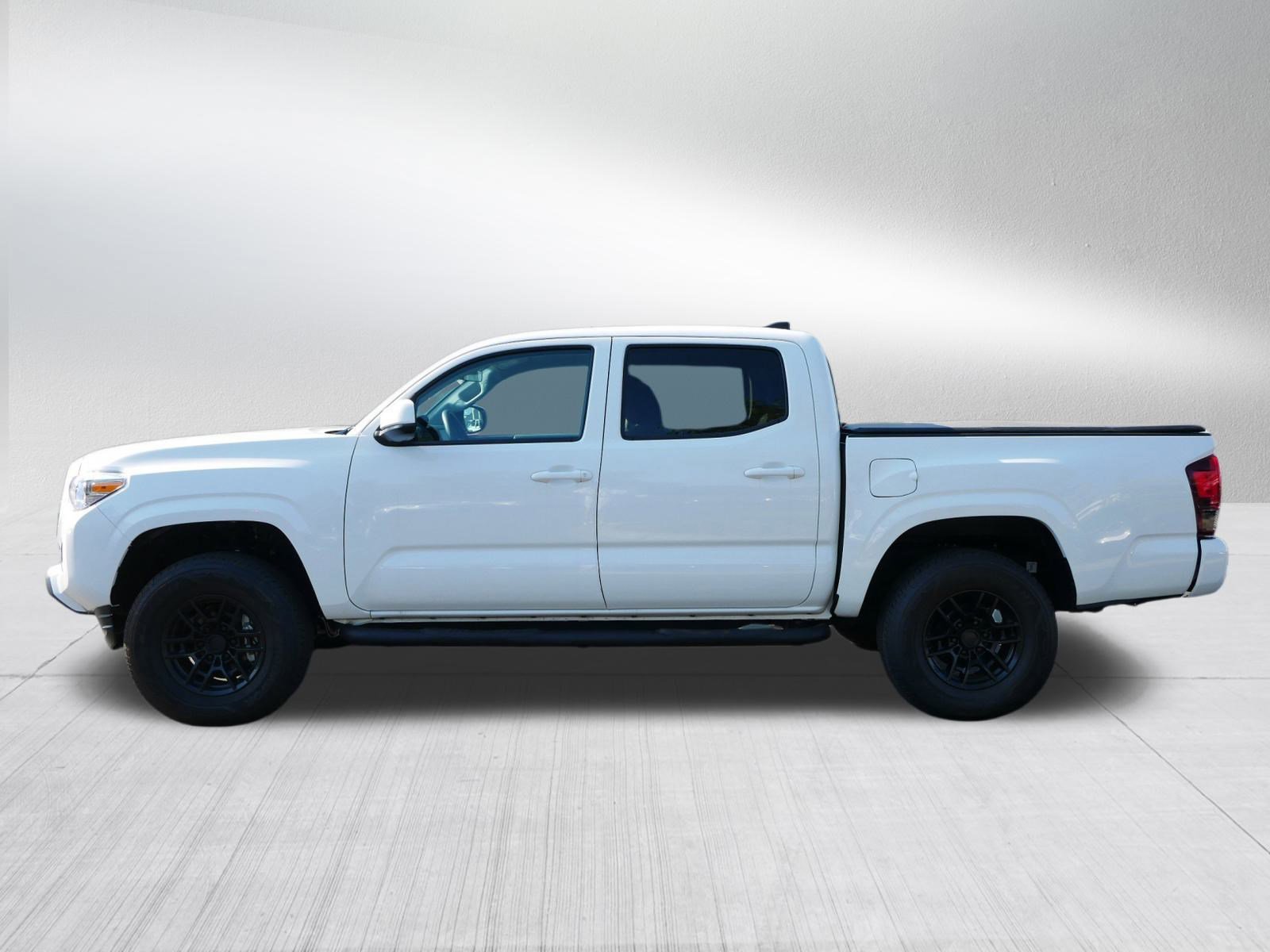 2023 Toyota Tacoma 4x4 SR photo 4