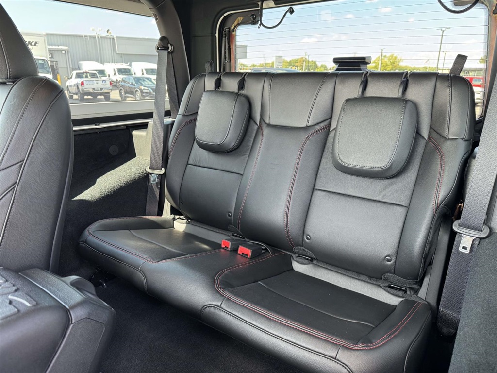 2022 Jeep Wrangler Rubicon photo 15