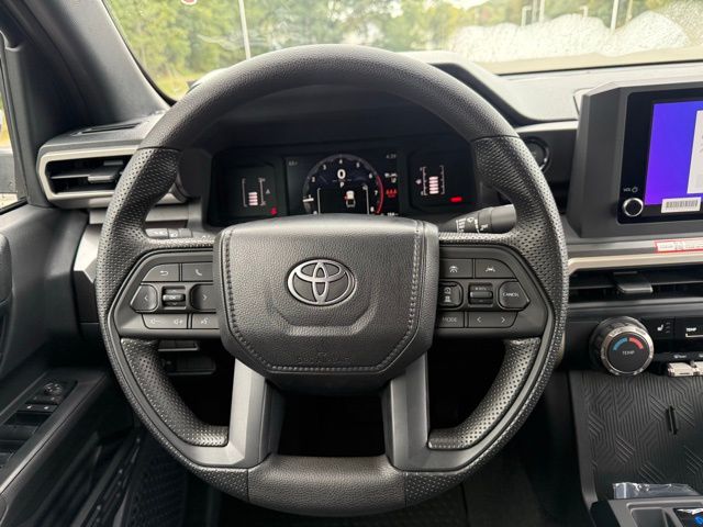 2025 Toyota Tacoma SR5 4x4 Double Cab photo 18