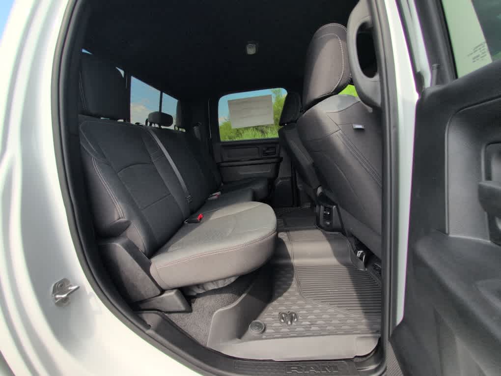 2025 Ram 3500 Tradesman photo 16