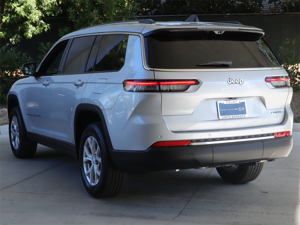 2024 Jeep Grand Cherokee Limited photo 2