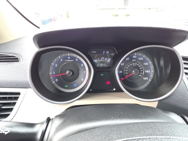 2016 Hyundai Elantra SE photo 9