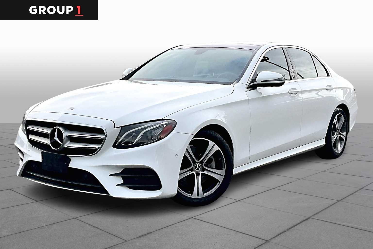 2017 Mercedes Benz E 300 Sport photo 2