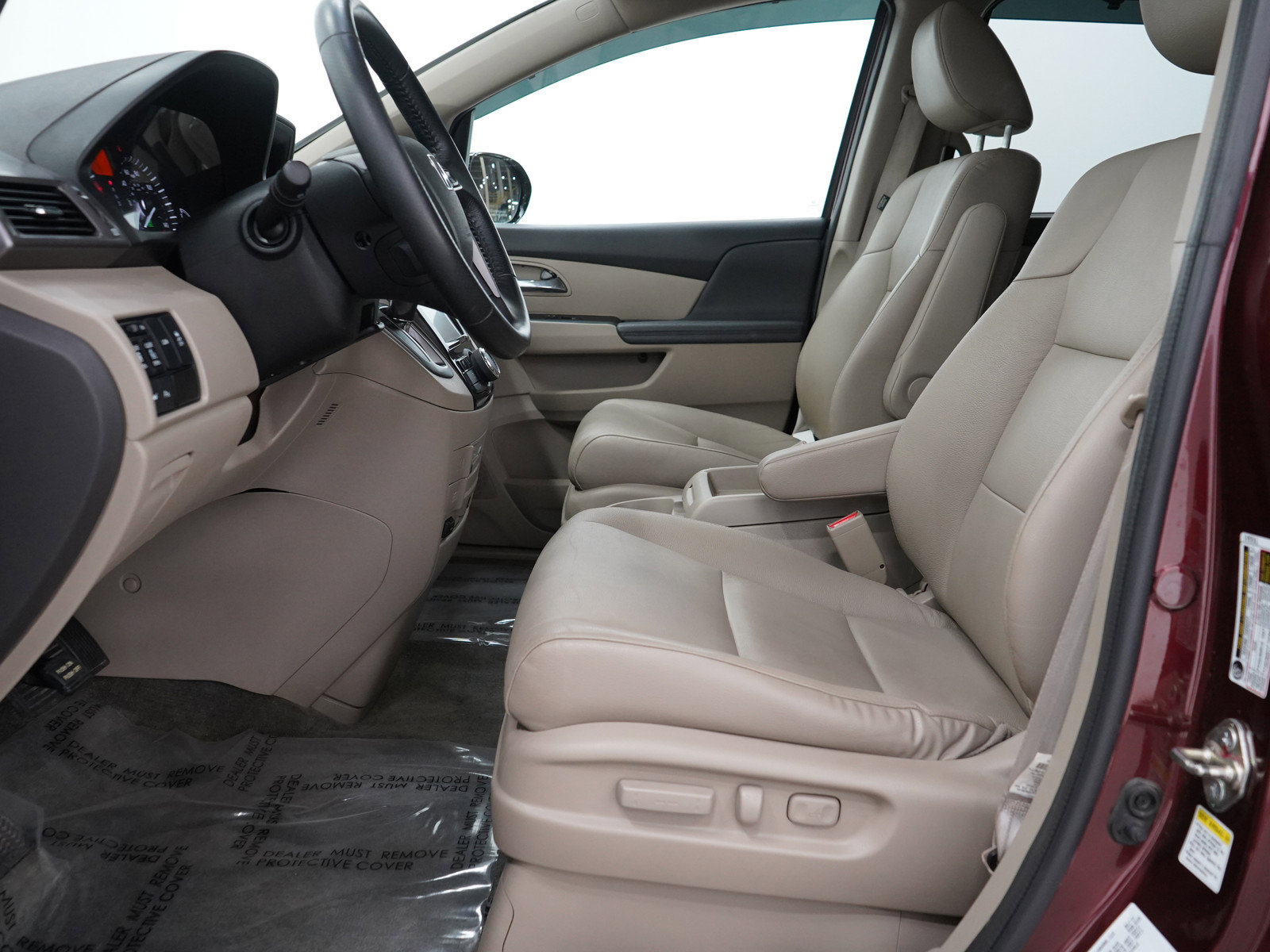2017 Honda Odyssey Touring Elite photo 24