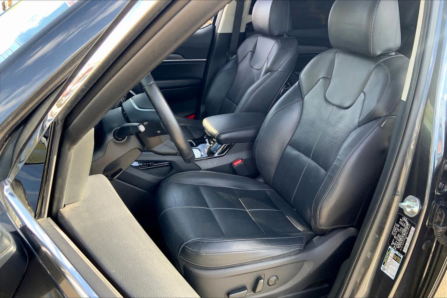 2022 Kia Telluride EX photo 4